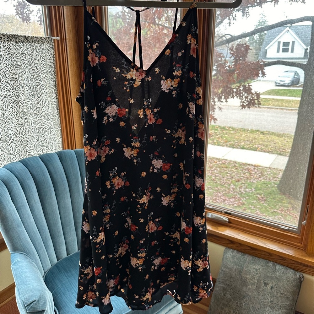 Dry Goods Black Flora Dress Size S